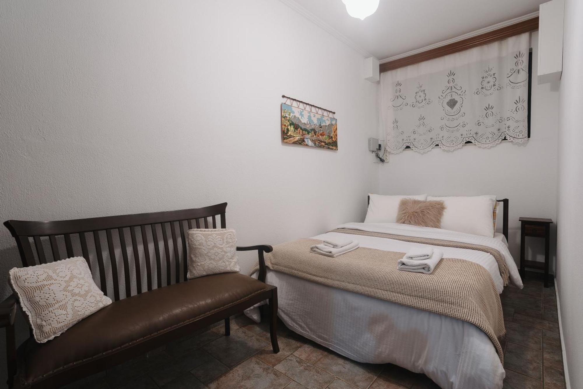 Billiard Home In Trikala Екстериор снимка